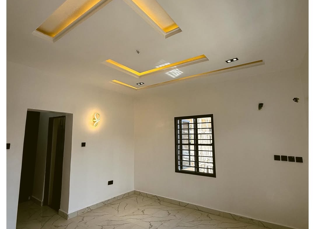 4 Bedroom Detached Duplex for Sale in Lugbe Abuja