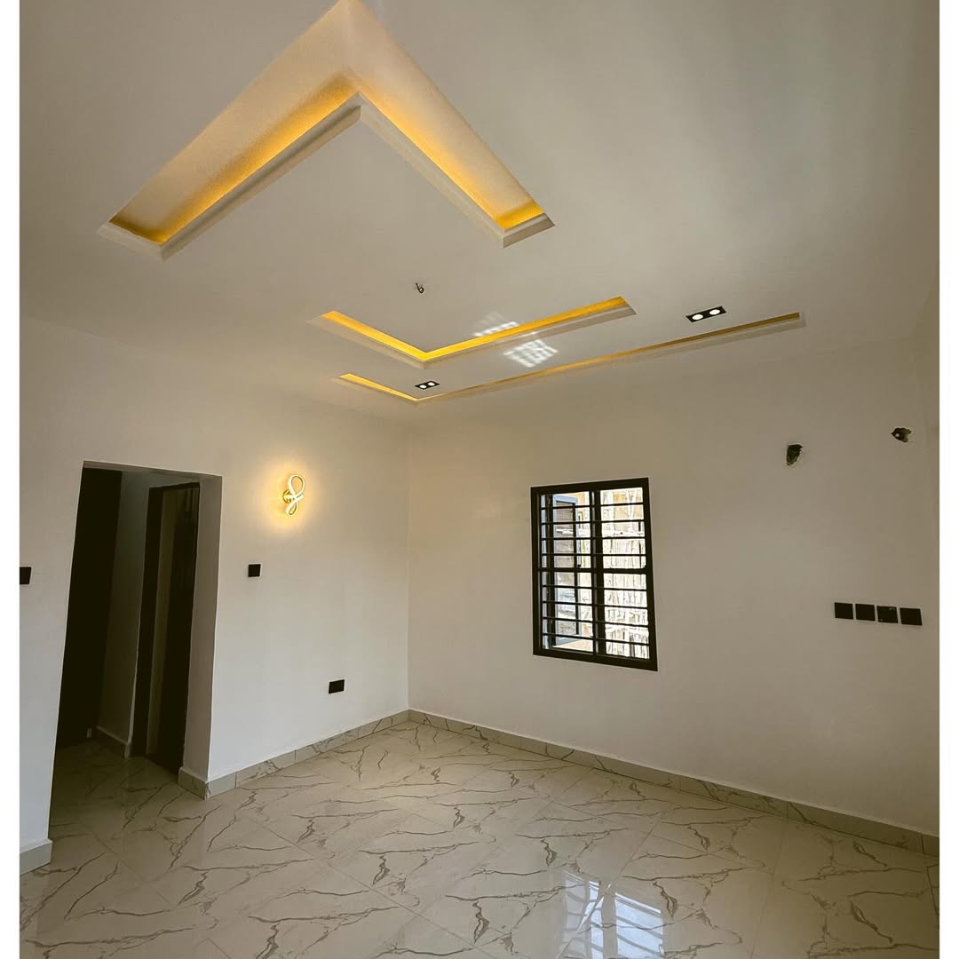 4 Bedroom Detached Duplex for Sale in Lugbe Abuja