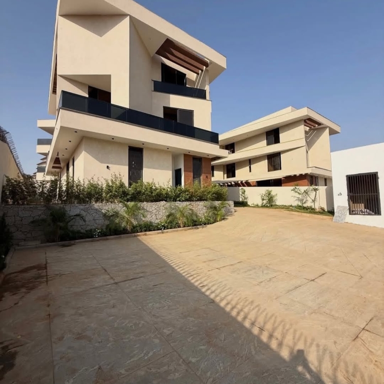 6 Bedroom Fully Detached Duplex for Sale in Katampe Extension Abuja