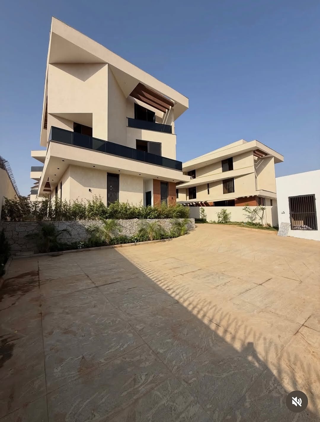 6 Bedroom Fully Detached Duplex for Sale in Katampe Extension Abuja