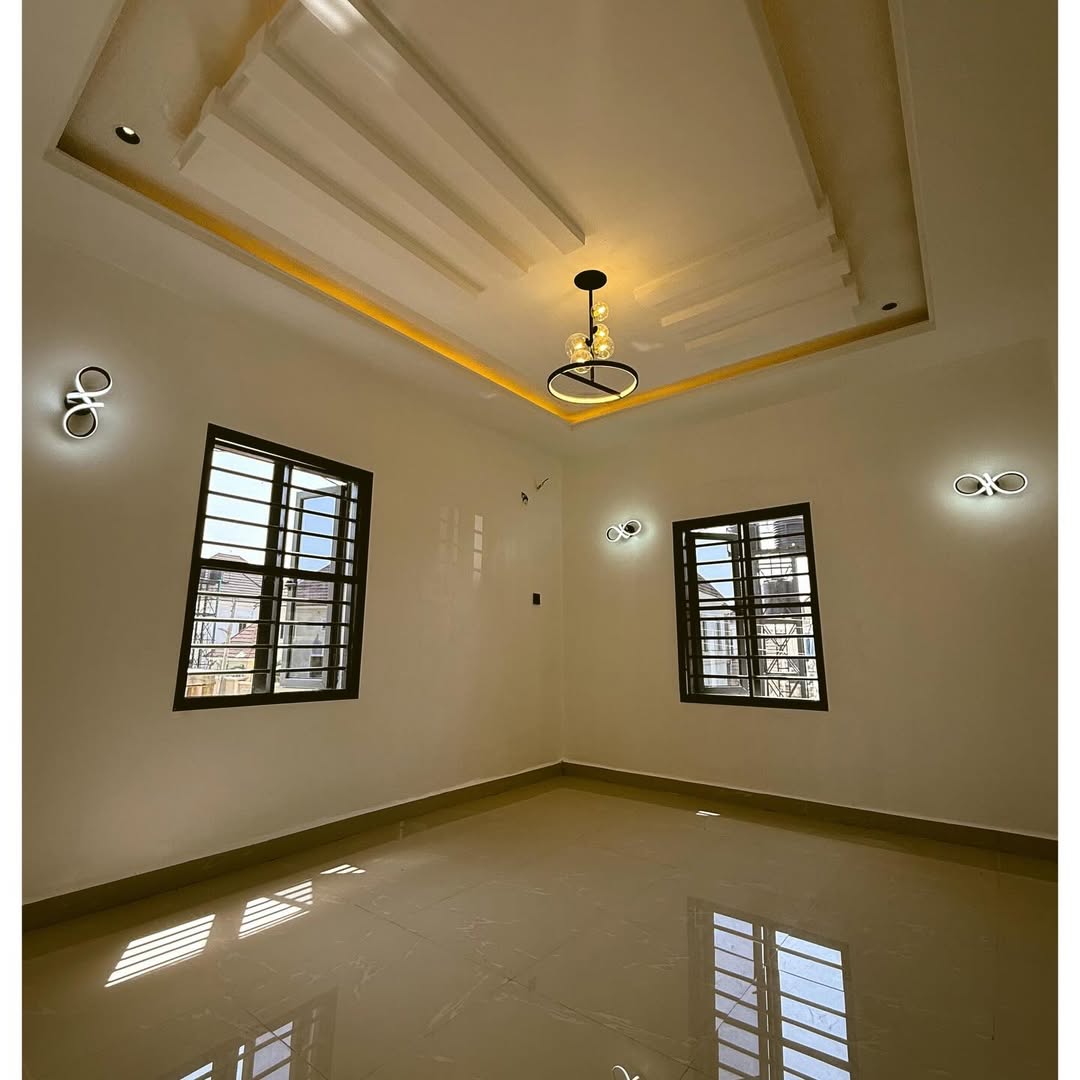 4 Bedroom Detached Duplex for Sale in Lugbe Abuja