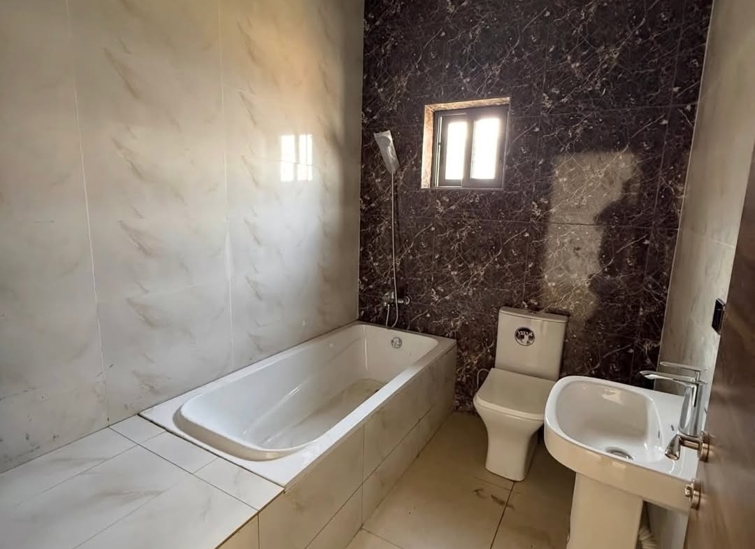 5 Bedroom Semi-Detached Duplex for Sale in Mabushi Abuja