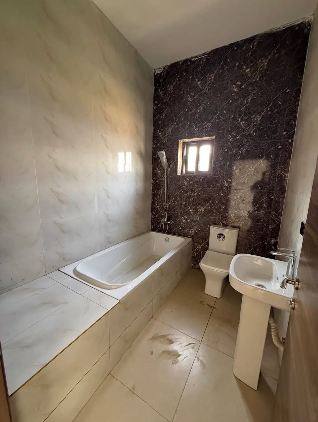 5 Bedroom Semi-Detached Duplex for Sale in Mabushi Abuja