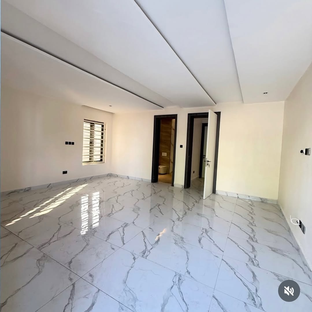 6 Bedroom Fully Detached Duplex for Sale in Asokoro Abuja