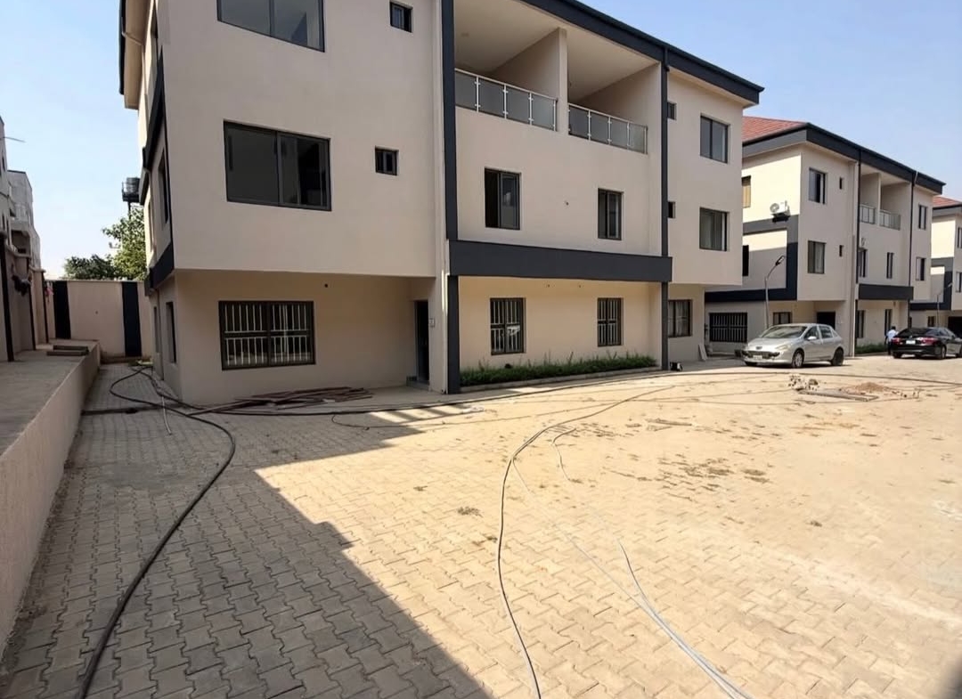 5 Bedroom Semi-Detached Duplex for Sale in Mabushi Abuja