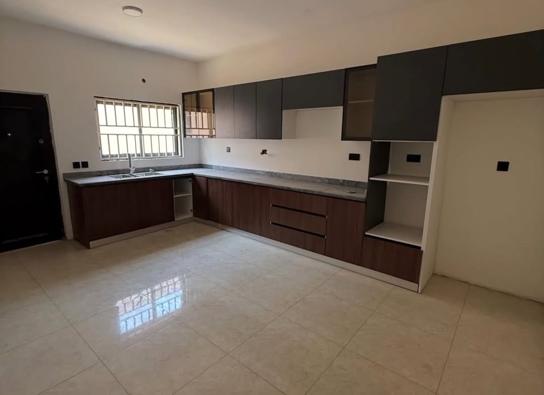 5 Bedroom Semi-Detached Duplex for Sale in Mabushi Abuja