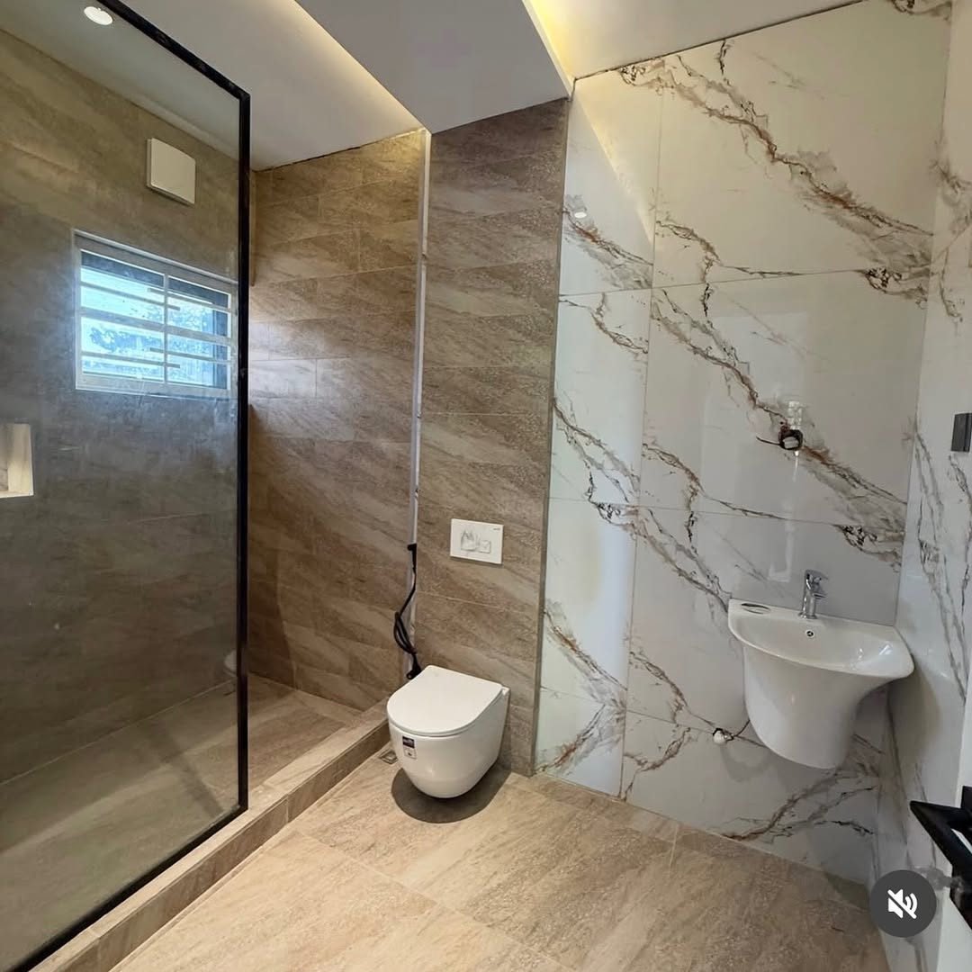 6 Bedroom Fully Detached Duplex for Sale in Asokoro Abuja