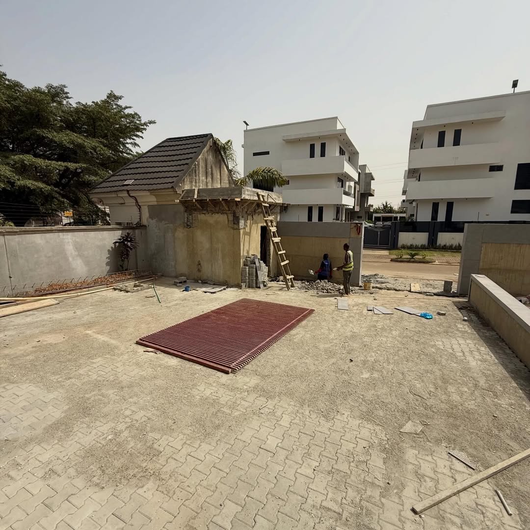 5 Bedroom Terrace Duplex for Sale in Katampe Extension Abuja