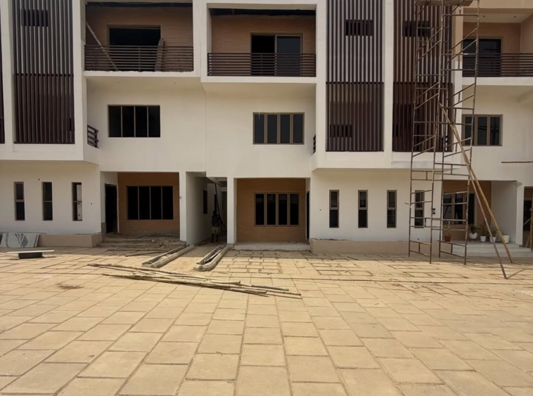 4 bedroom terrace duplex for sale in Mabushi