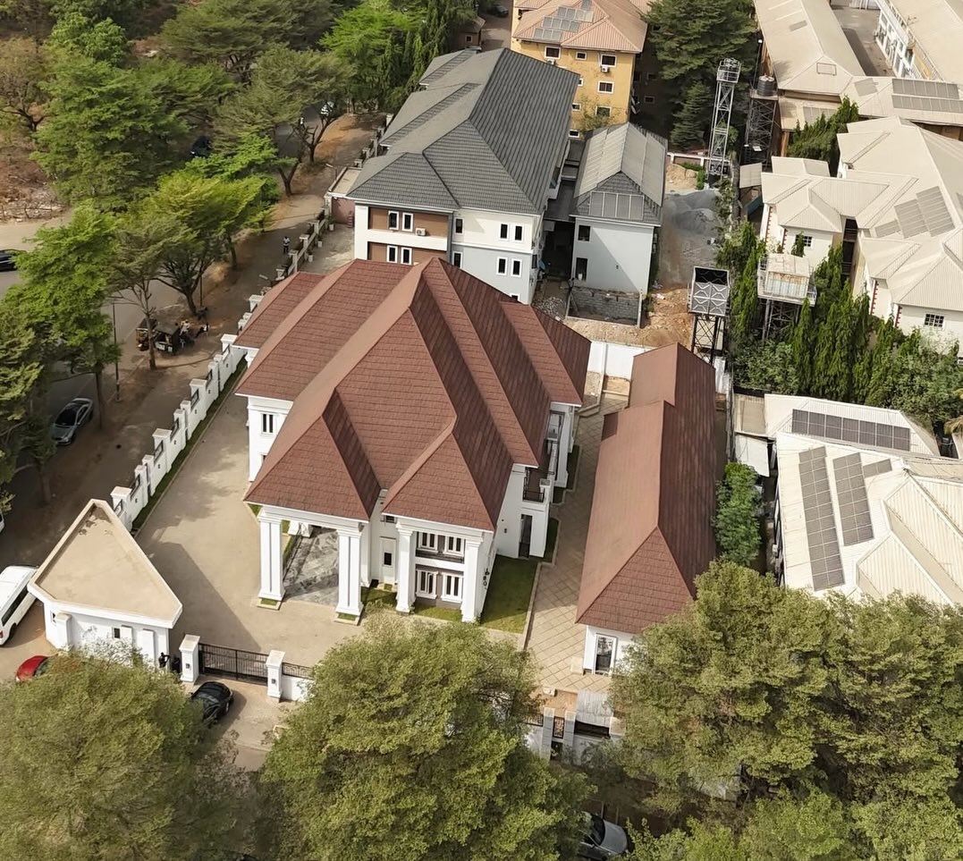 7 Bedroom Fully Detached House for Sale in Jabi Abuja