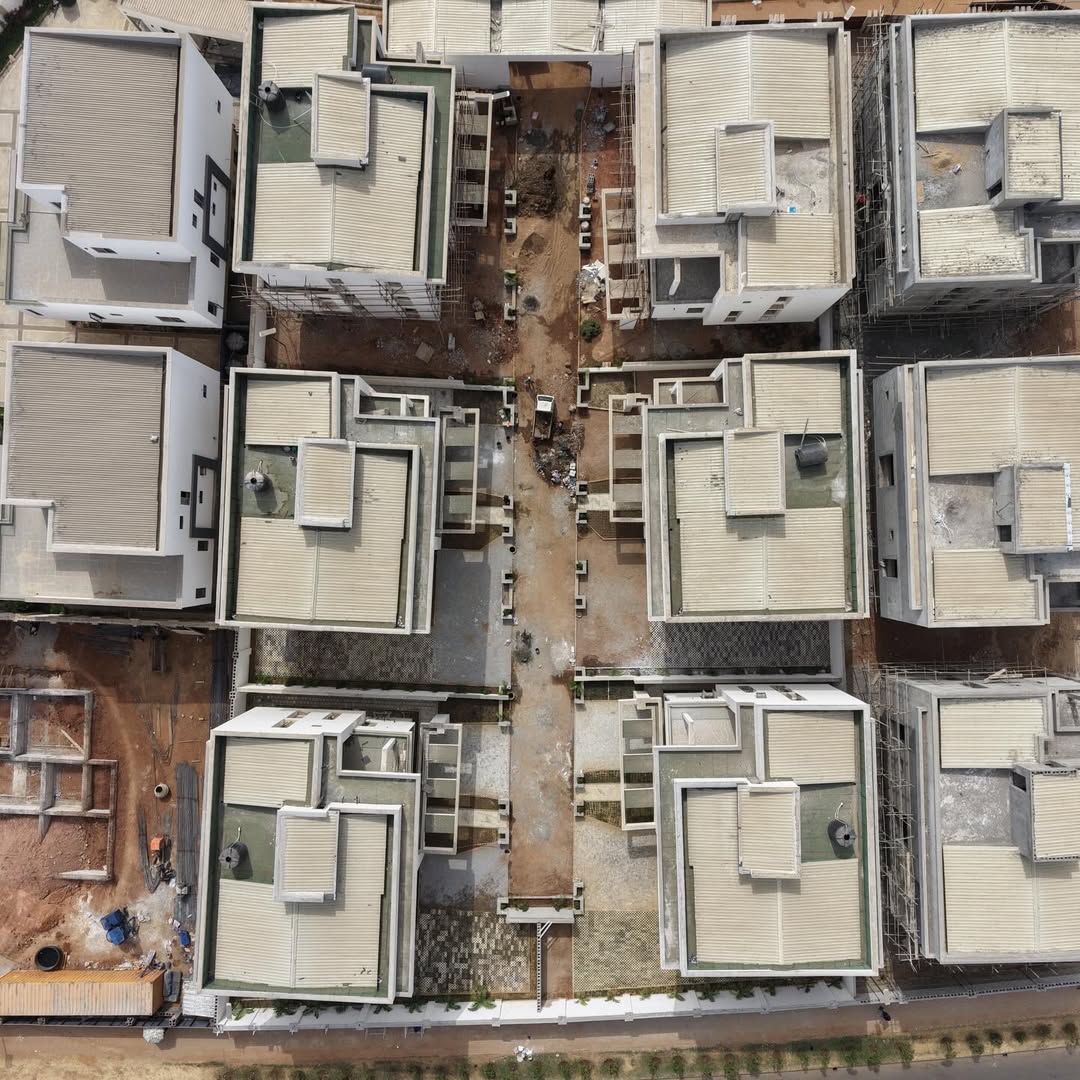 6 Bedroom Villa for Sale in Katampe Extension Abuja