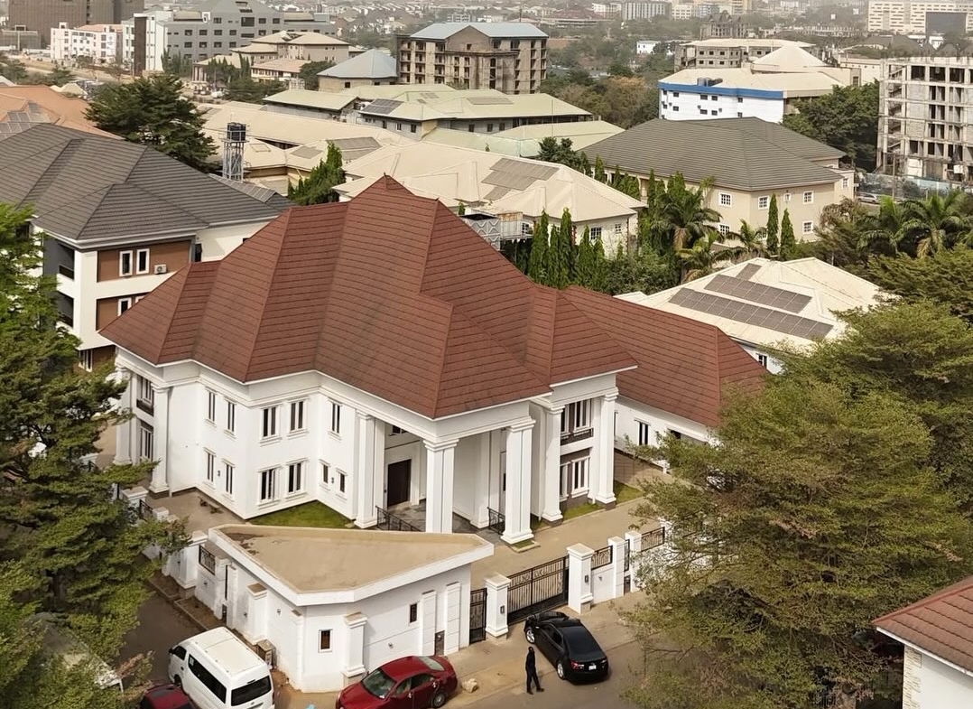 7 Bedroom Fully Detached House for Sale in Jabi Abuja