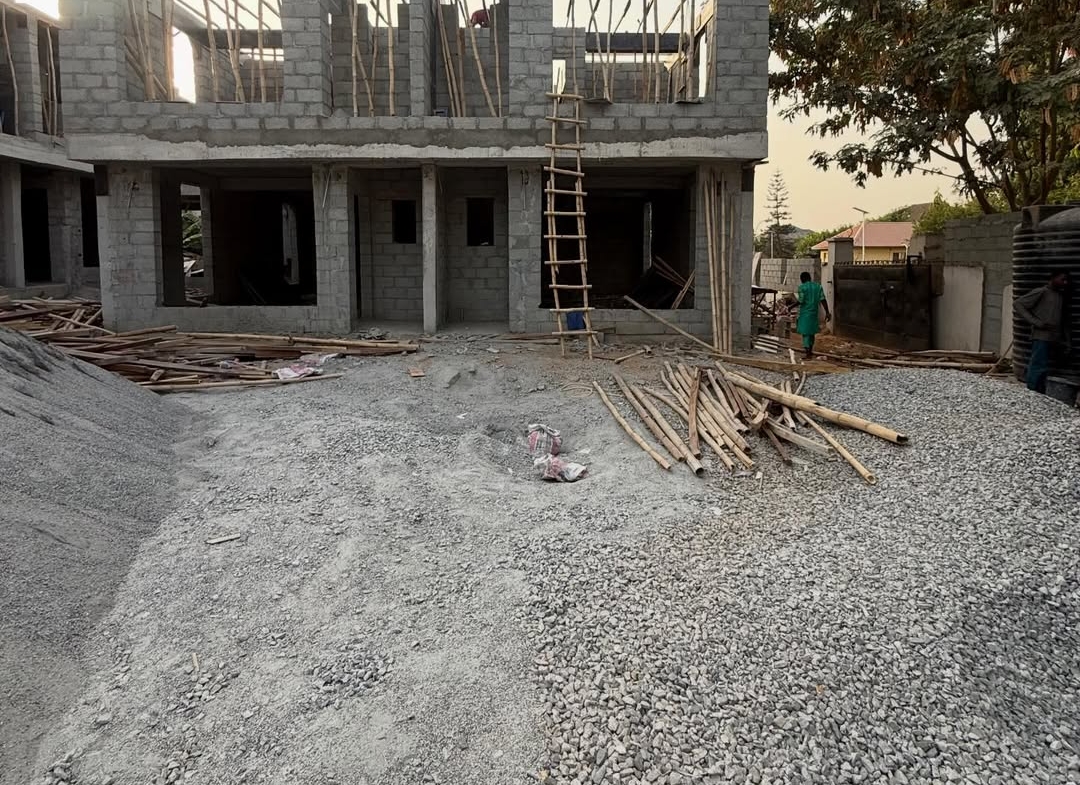Well-built 4 bedroom terrace duplex for sale in Asokoro, Abuja