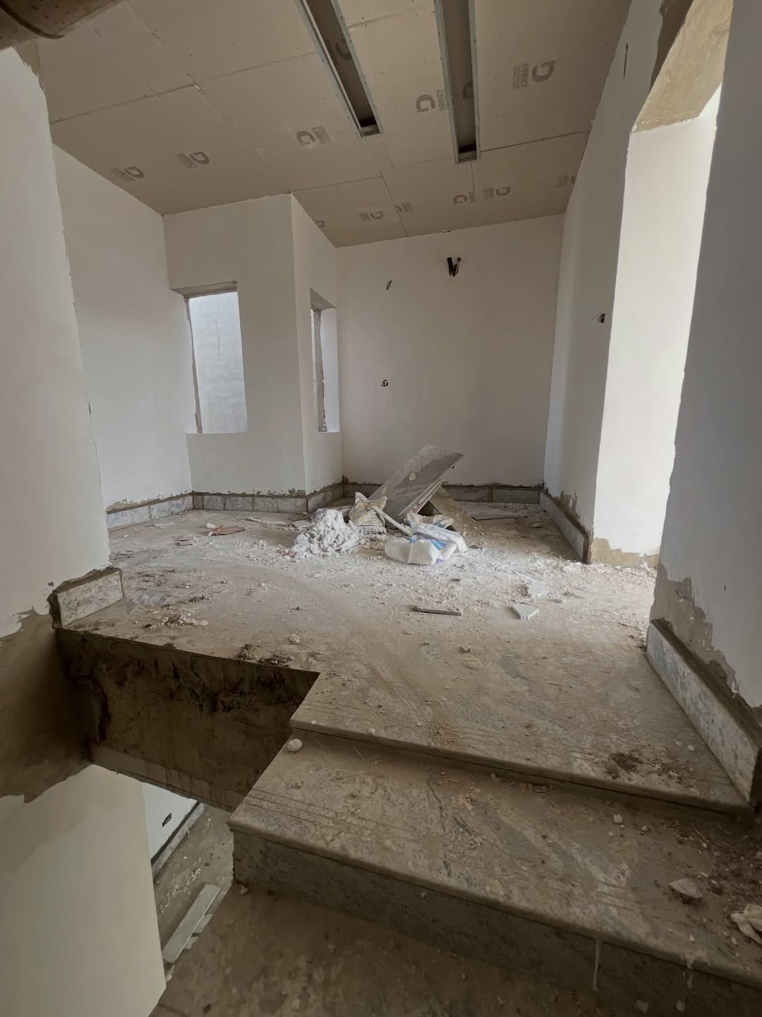 7 Bedroom Terrace Duplex for Sale in Wuse 2 Abuja