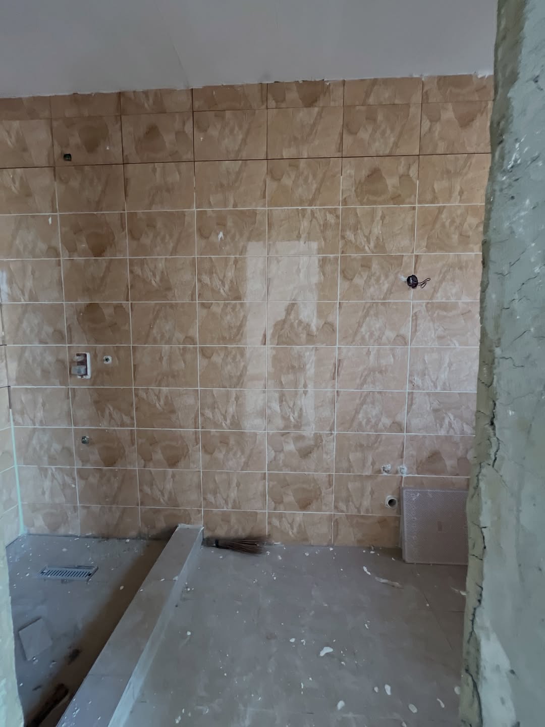 7 Bedroom Terrace Duplex for Sale in Wuse 2 Abuja