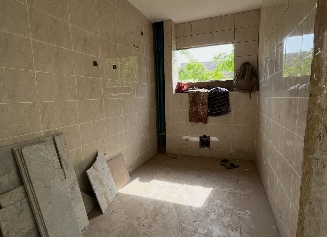 7 Bedroom Terrace Duplex for Sale in Wuse 2 Abuja