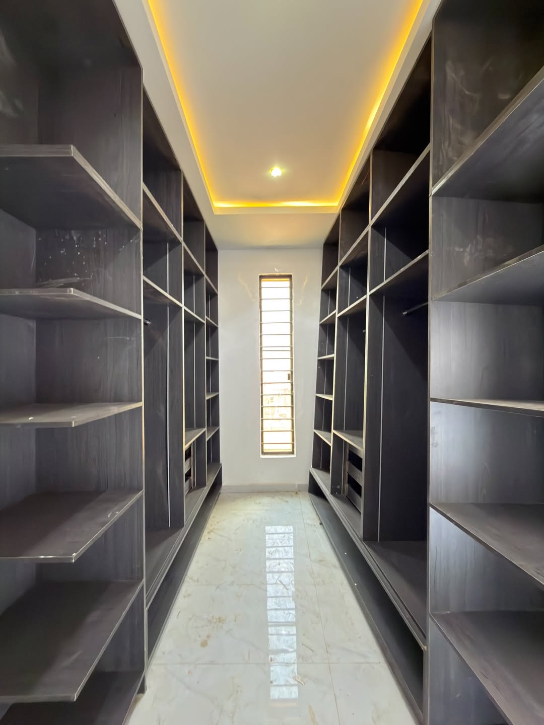 6 Bedroom Fully Detached Duplex for Sale in Apo Resettlement Abuja