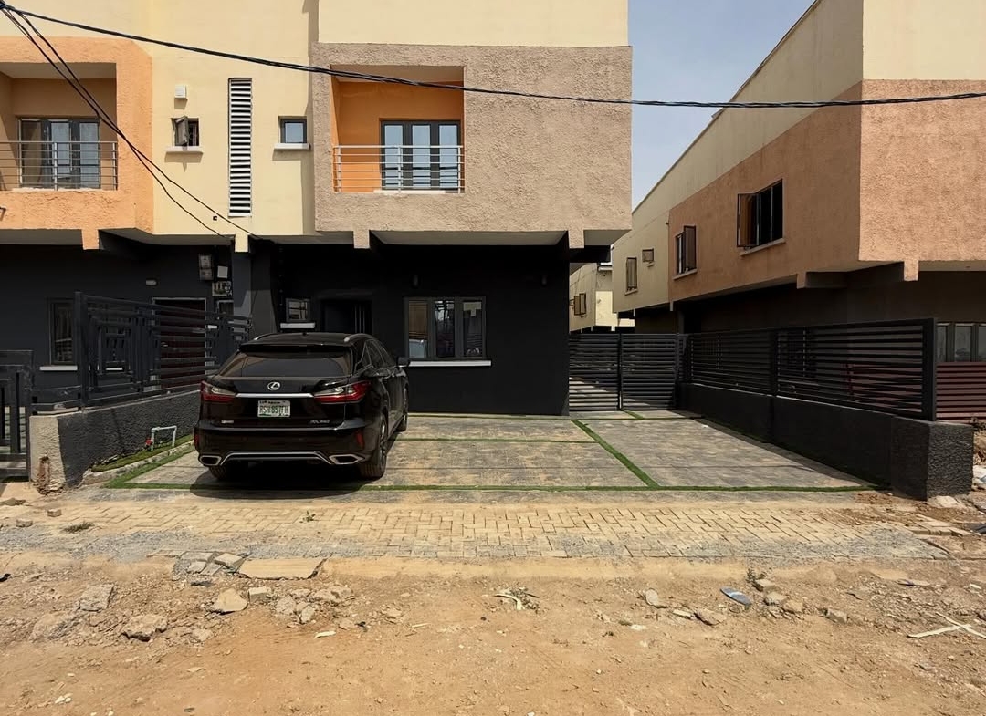 4 Bedroom Semi-Detached Duplex for Sale in Lifecamp Abuja