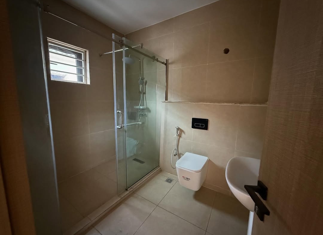 5 Bedroom Semi-Detached Duplex for Sale in Wuye Abuja