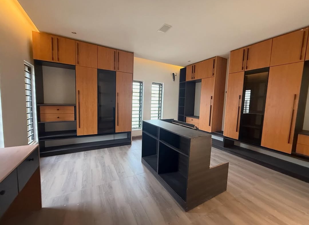 5 Bedroom Detached Duplex for Sale in Wuye Abuja