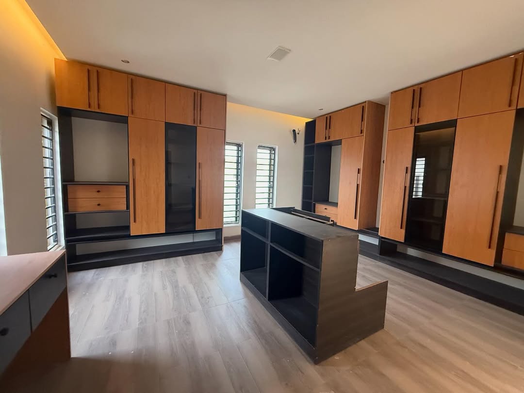 5 Bedroom Detached Duplex for Sale in Wuye Abuja