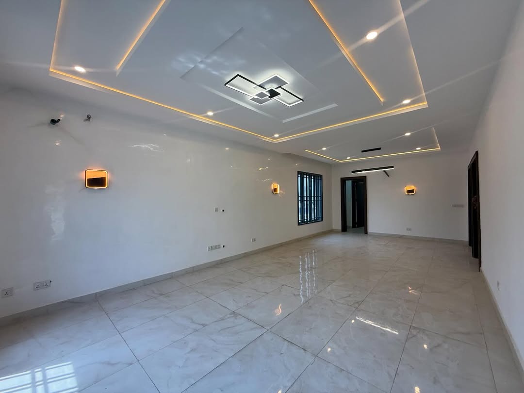 5 Bedroom Detached Duplex for Sale in Wuye Abuja