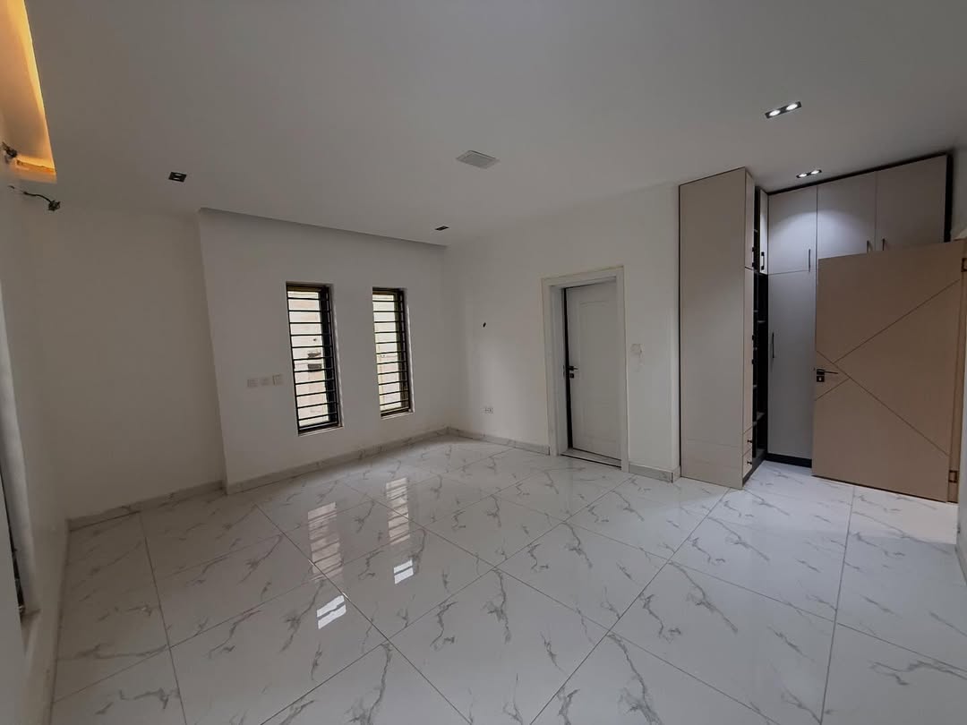 5 Bedroom Detached Duplex for Sale in Wuye Abuja