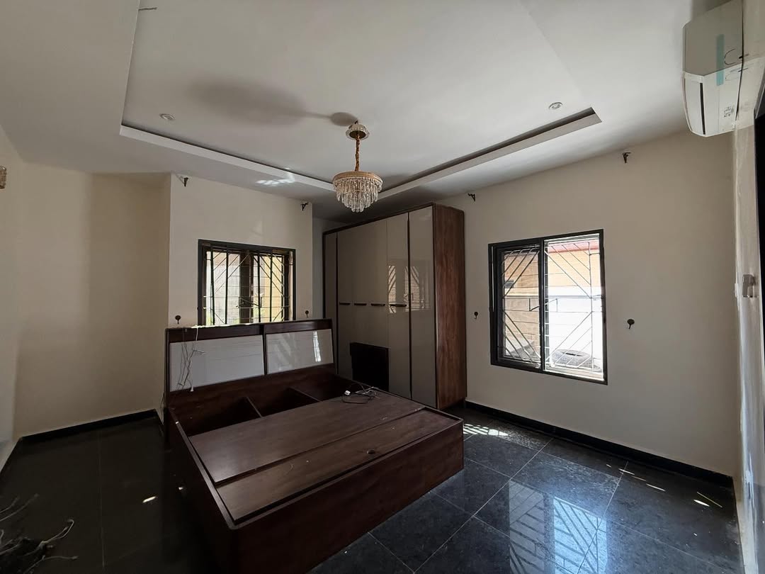 8 Units Apartment Complex for Sale in Wuse 2 Abuja