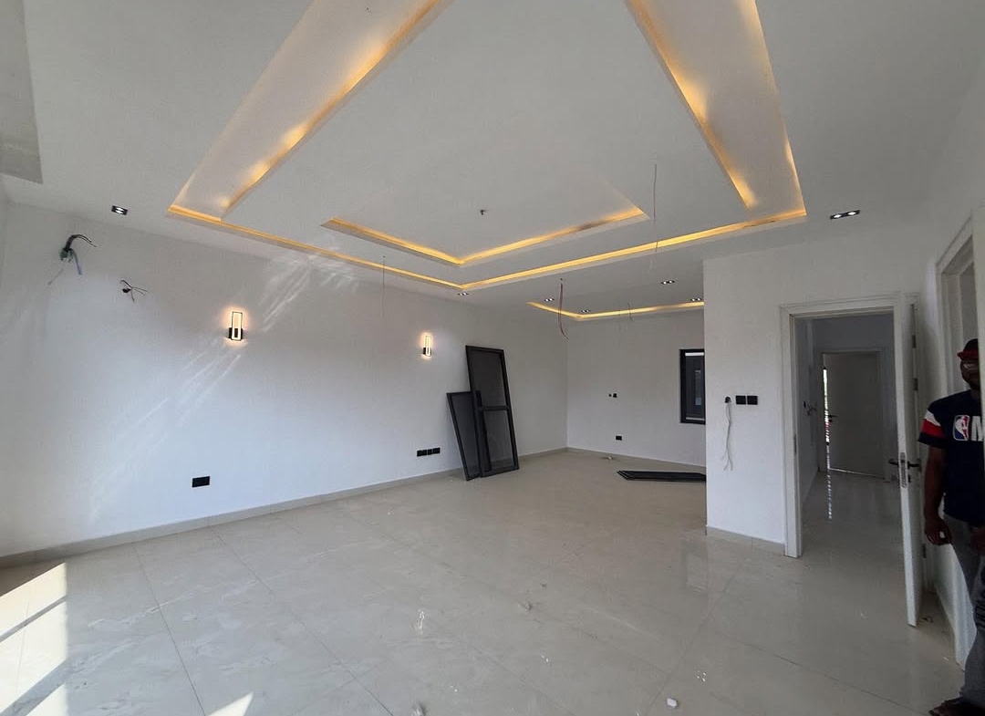 4 bedroom terrace duplex for sale in Jahi Abuja