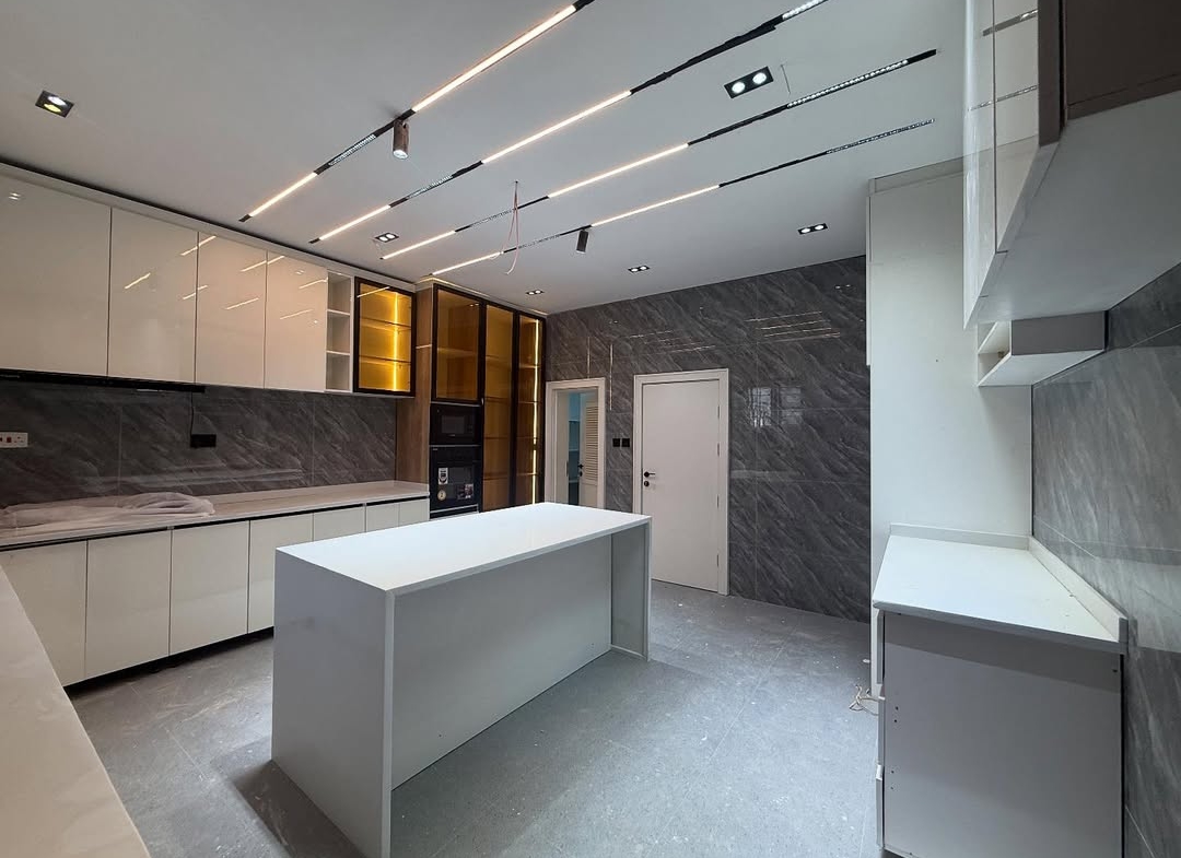 4 bedroom terrace duplex for sale in Jahi Abuja