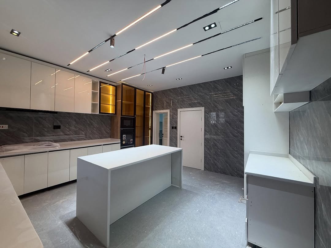 4 bedroom terrace duplex for sale in Jahi Abuja