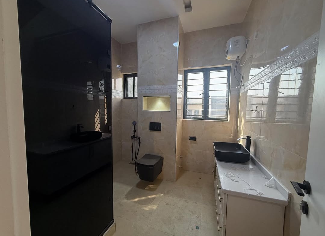 4 bedroom terrace duplex for sale in Jahi Abuja