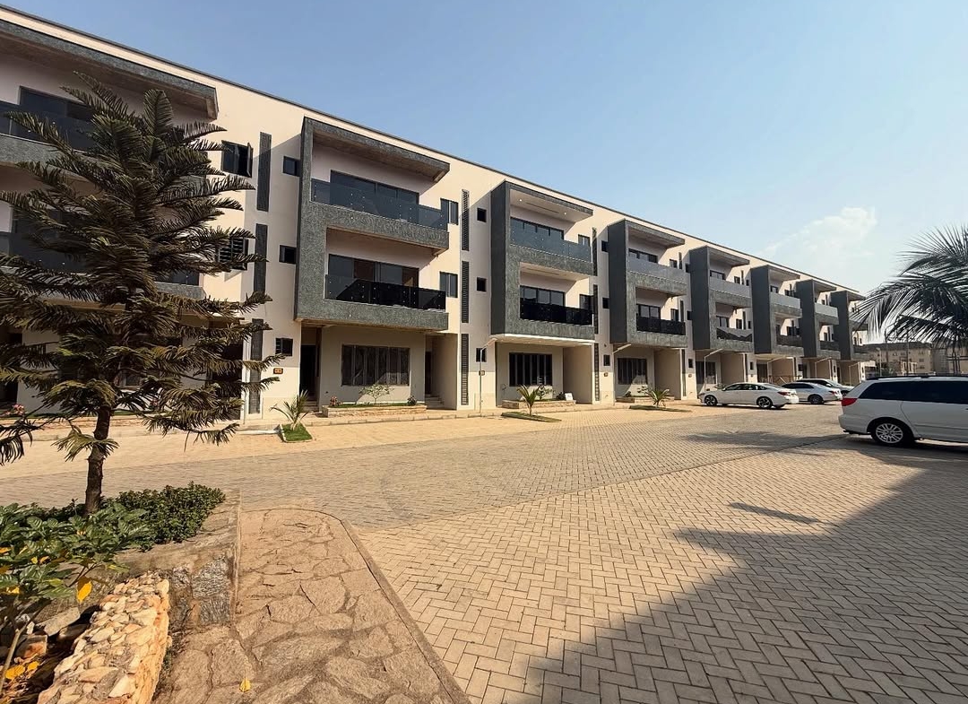 4 bedroom terrace duplex for sale in Jahi Abuja