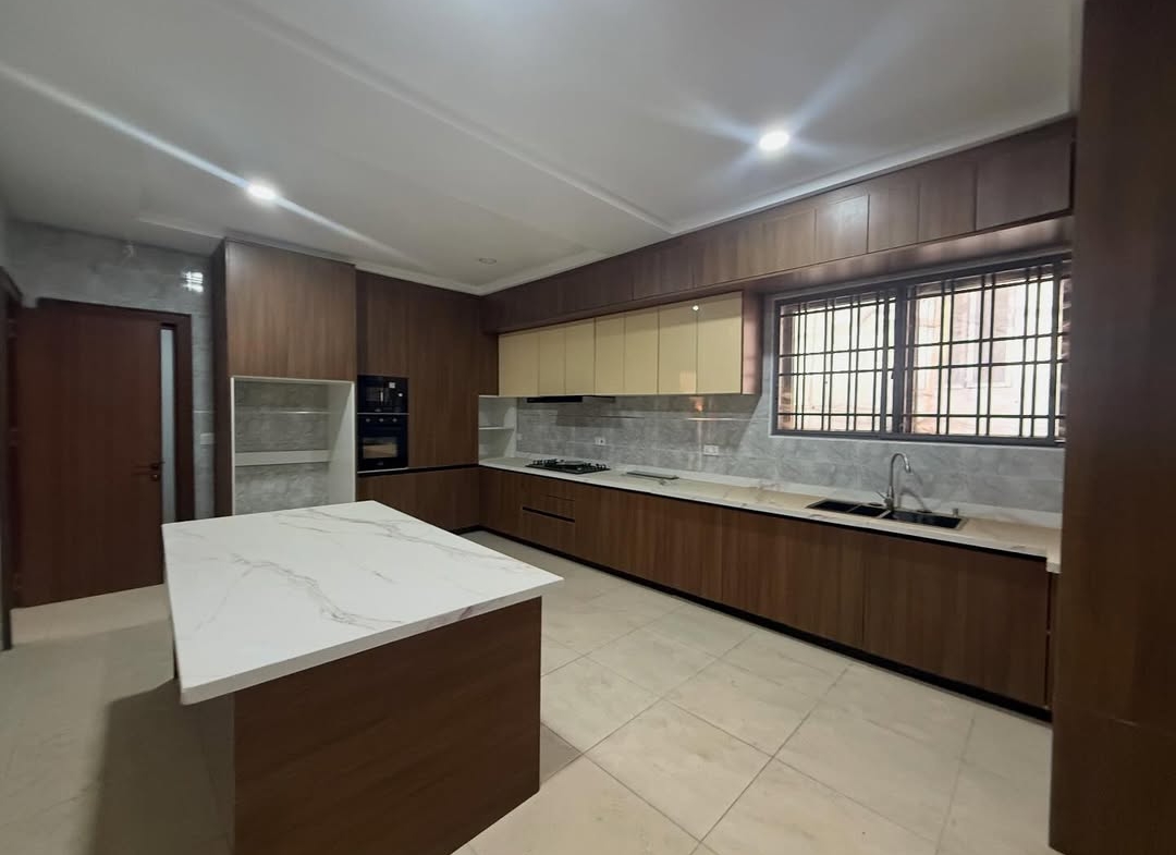 5 Bedroom Detached Duplex for Sale in Wuye Abuja