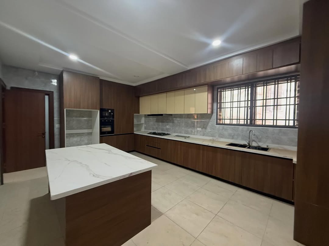 5 Bedroom Detached Duplex for Sale in Wuye Abuja