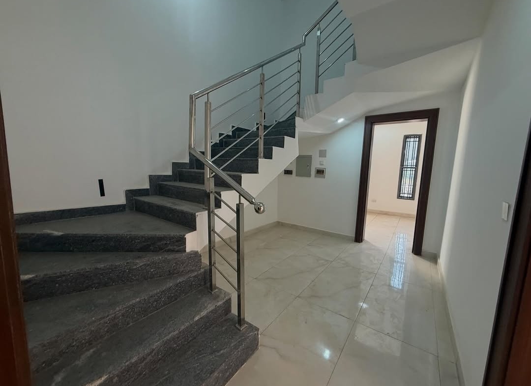 5 Bedroom Detached Duplex for Sale in Wuye Abuja