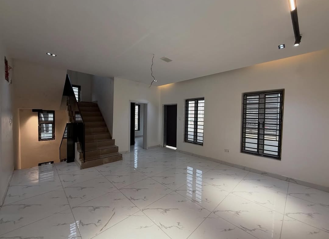 5 Bedroom Detached Duplex for Sale in Wuye Abuja