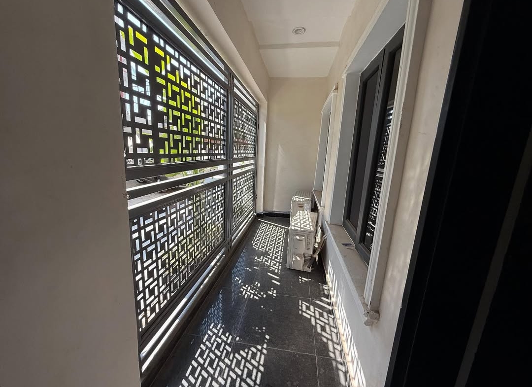 8 Units Apartment Complex for Sale in Wuse 2 Abuja