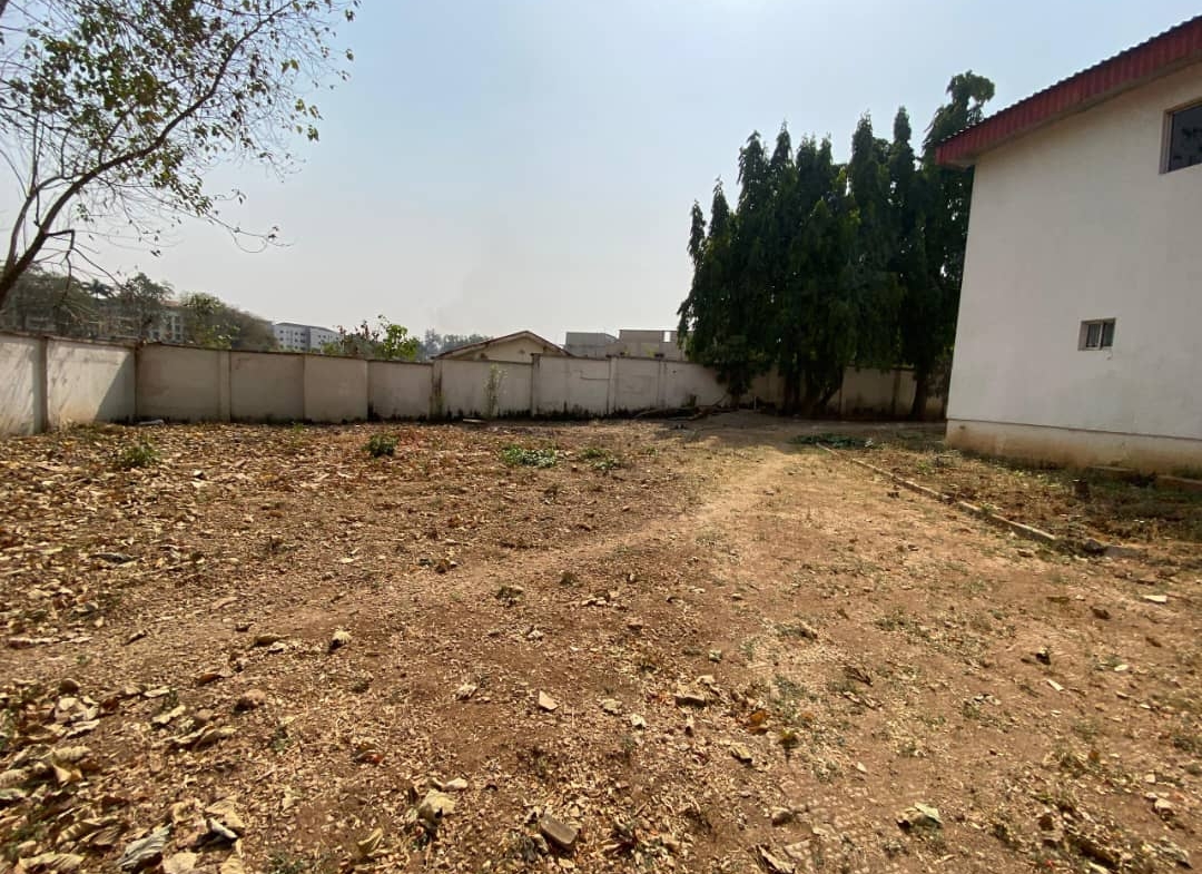 12 Room Duplex for Rent in Abuja – Office Use