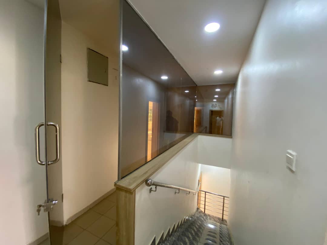 12 Room Duplex for Rent in Abuja – Office Use