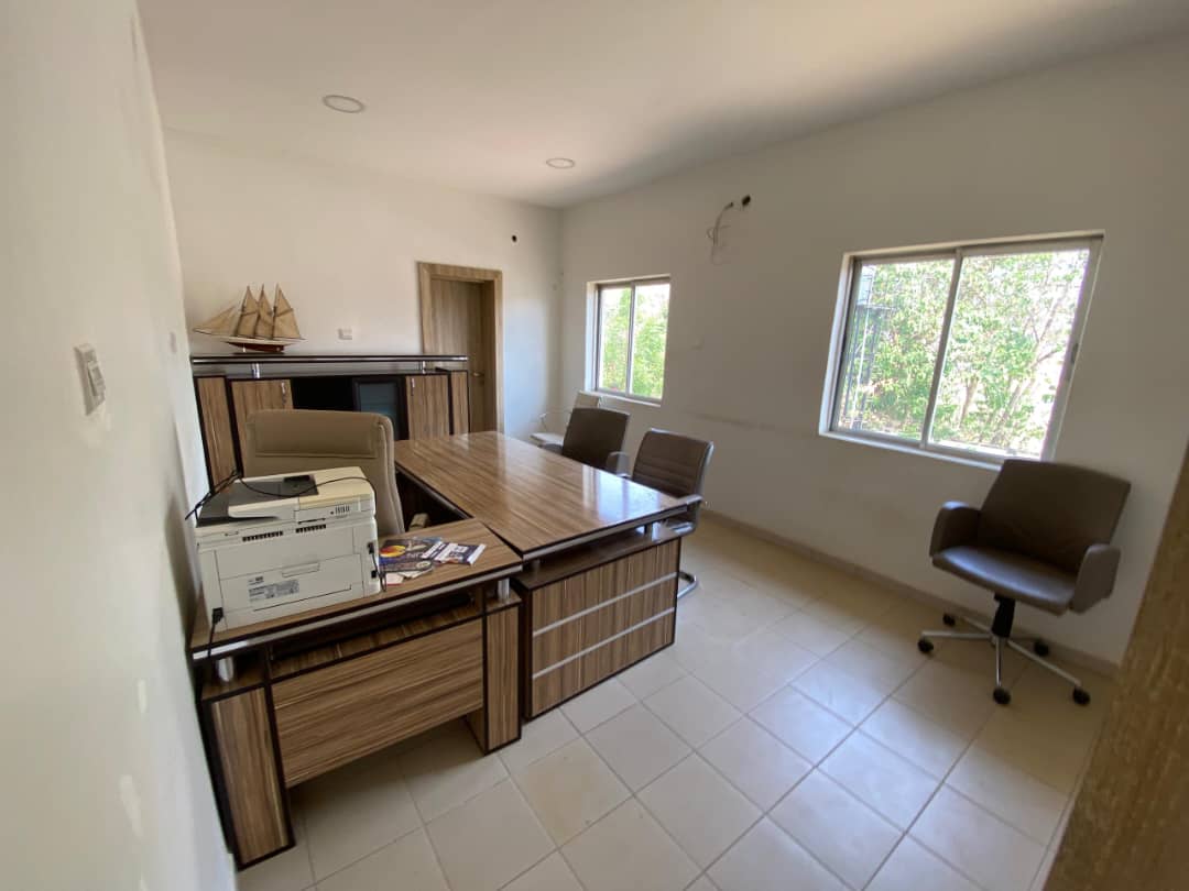 12 Room Duplex for Rent in Abuja – Office Use