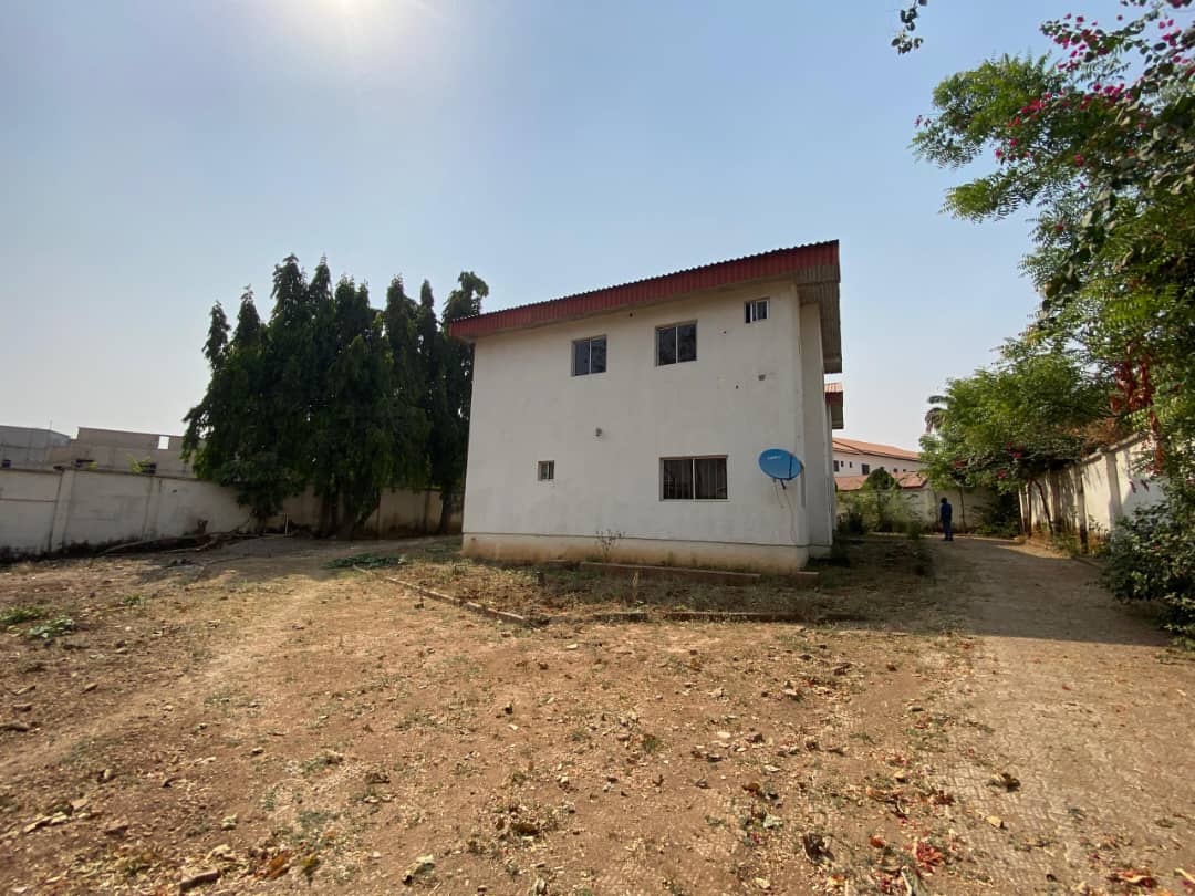 12 Room Duplex for Rent in Abuja – Office Use