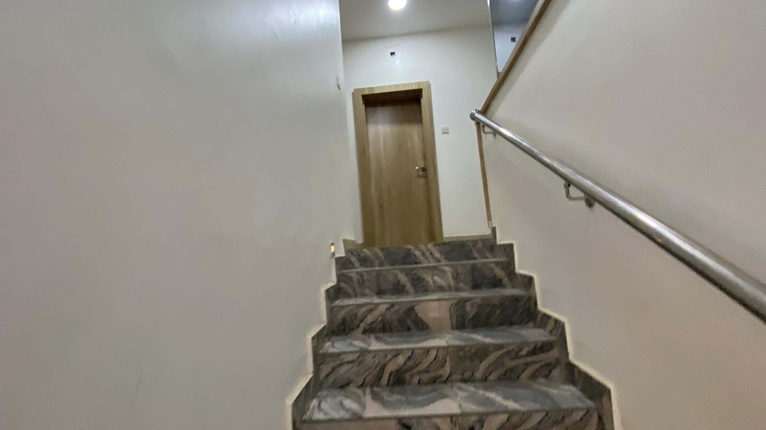 12 Room Duplex for Rent in Abuja – Office Use