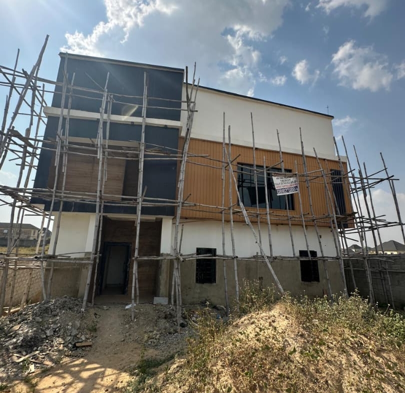 3 Bedroom Detached Duplex for Sale in Lugbe Abuja