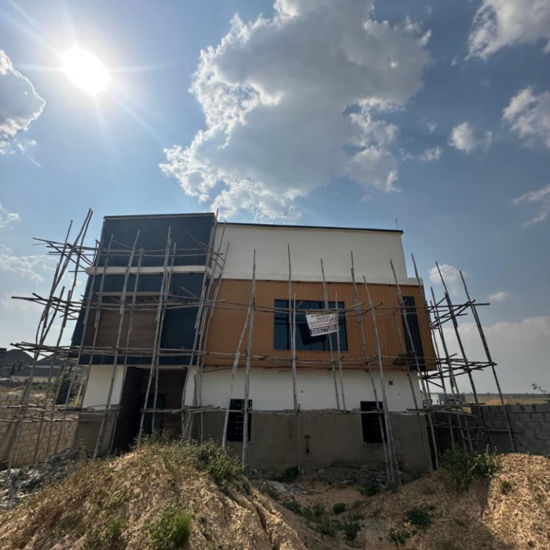 3 Bedroom Detached Duplex for Sale in Lugbe Abuja