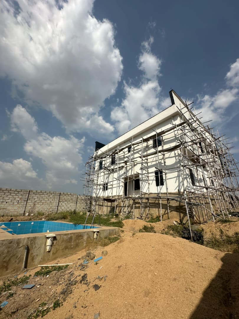 3 Bedroom Detached Duplex for Sale in Lugbe Abuja