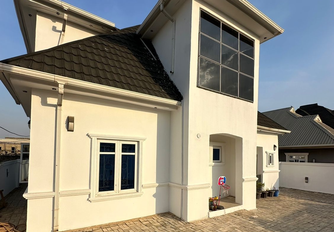 4 Bedroom Penthouse Duplex for Sale in Lugbe Abuja