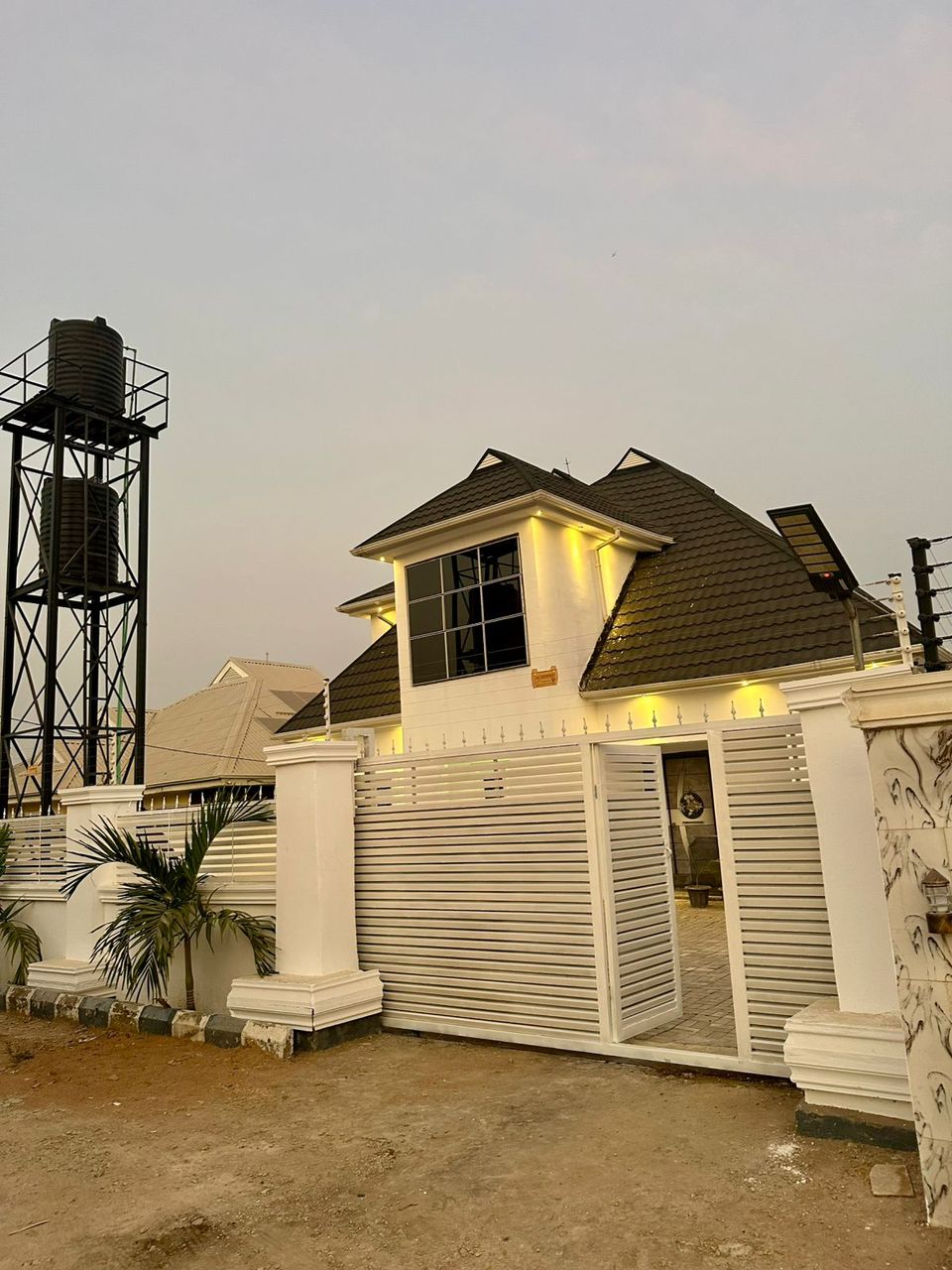 4 Bedroom Penthouse Duplex for Sale in Lugbe Abuja