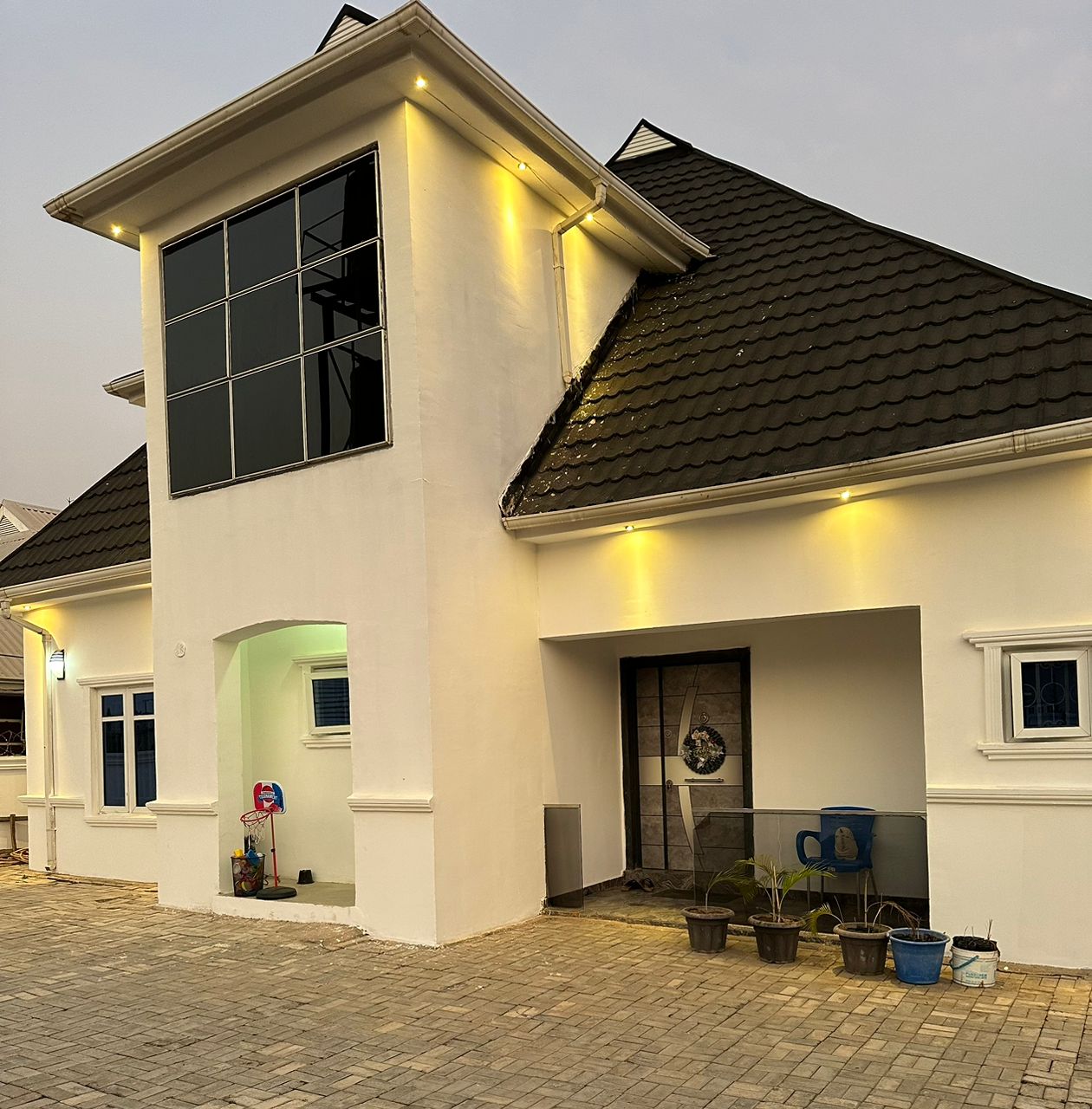 4 Bedroom Penthouse Duplex for Sale in Lugbe Abuja