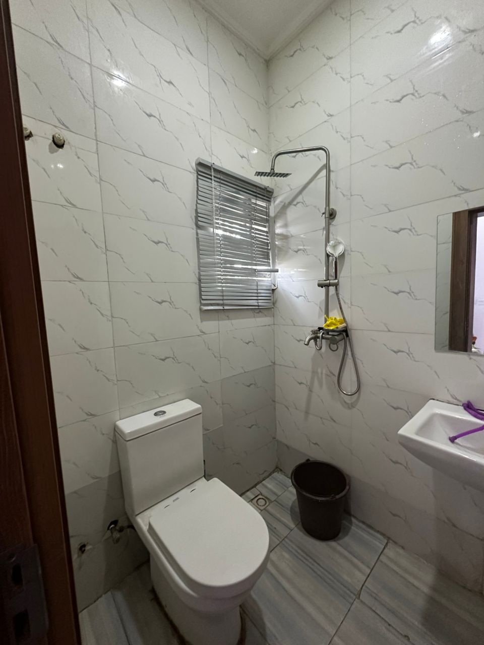 4 Bedroom Penthouse Duplex for Sale in Lugbe Abuja